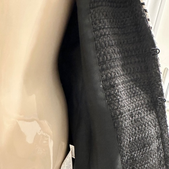 ZARA Popular Black Textured Tweed Classic‎ Blazer Women’s - Picture 7 of 15
